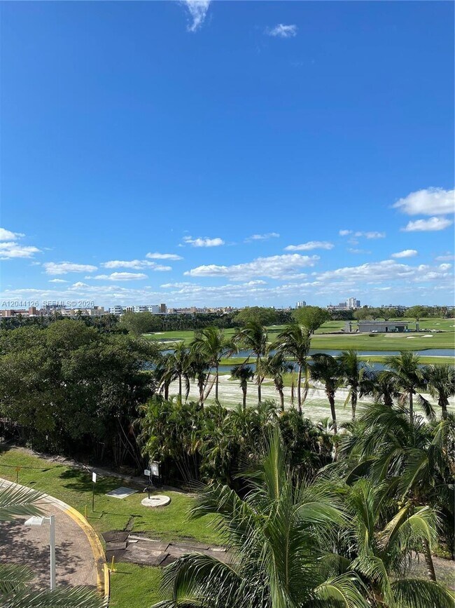 Building Photo - 1745 E Hallandale Beach Blvd