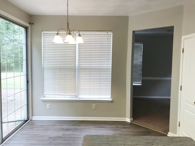 Building Photo - Oakbrooke Meadows