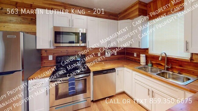 Building Photo - 563 Martin Luther King