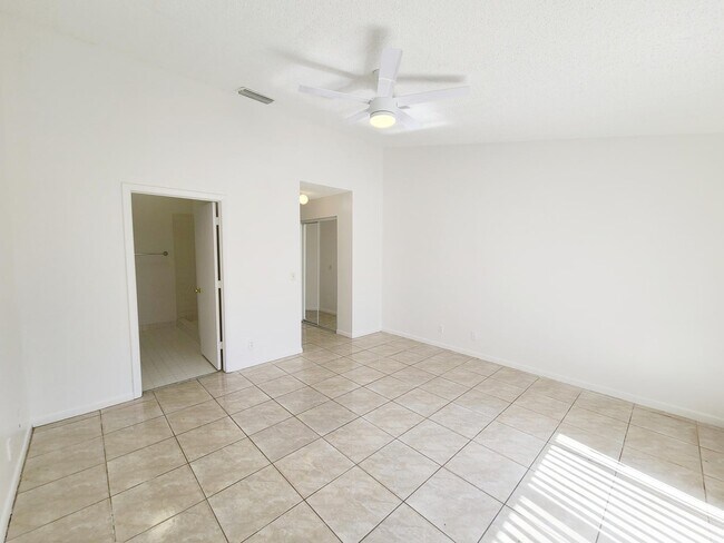 Building Photo - 9810 61st Way S