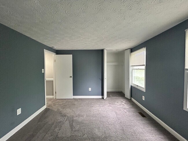 Building Photo - Baltimore - 3 Beds, 2.5 Baths Available!