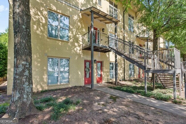 Primary Photo - 1195 Milton Terrace SE