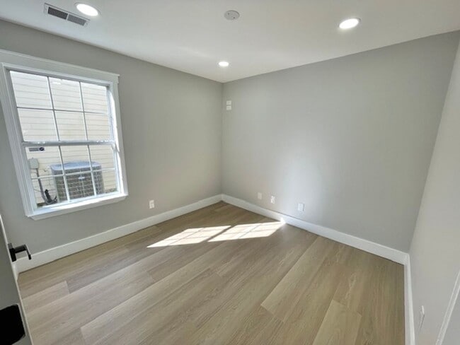 Building Photo - Remodeled Home with Excellent Location and Privacy - The Traditions (Move-In Special: Reduced Fir...