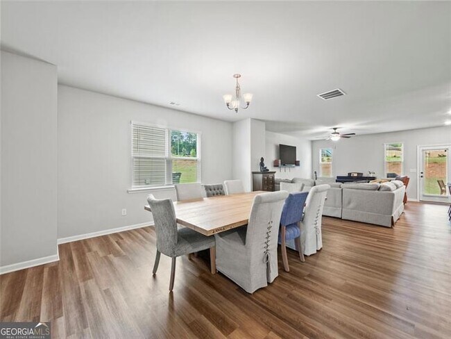 Building Photo - 4934 Hillstone Dr