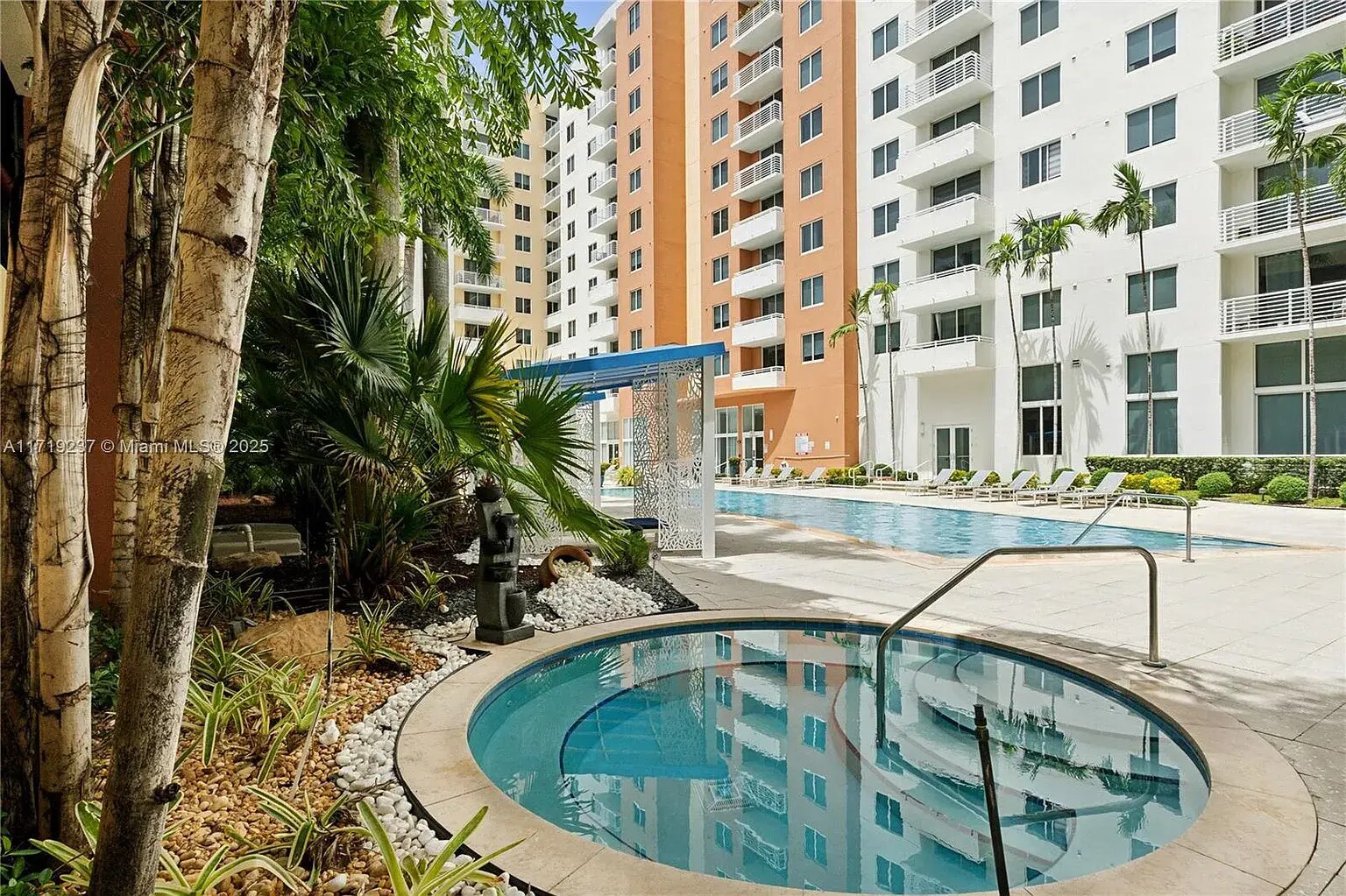 Building Jacuzzi - 2775 NE 187th St