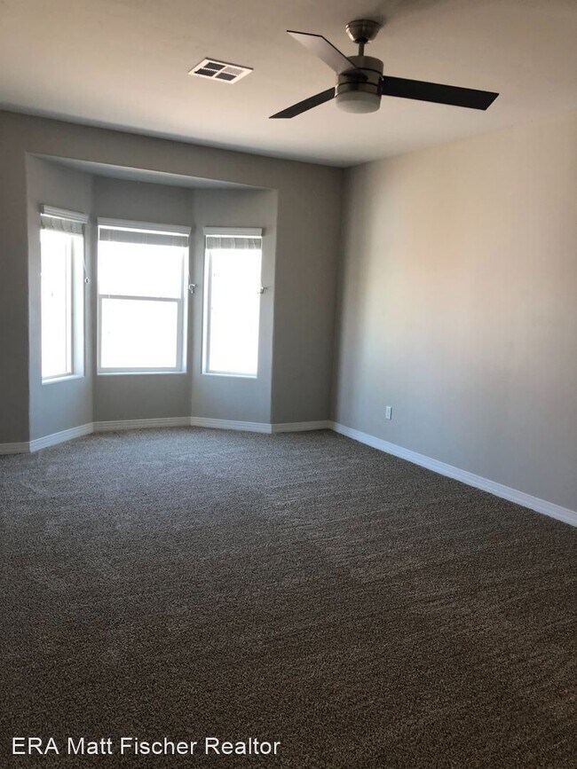 Building Photo - 3 br, 2 bath House - 336 E Orchid St