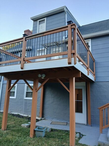 Building Photo - 5215 Muth Ave