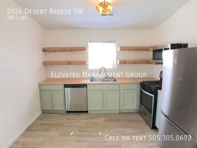 Building Photo - Beautiful 3 bedroom in SW Albuquerque! Are...