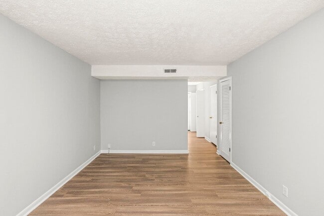 Building Photo - 3307 Falls Creek Dr