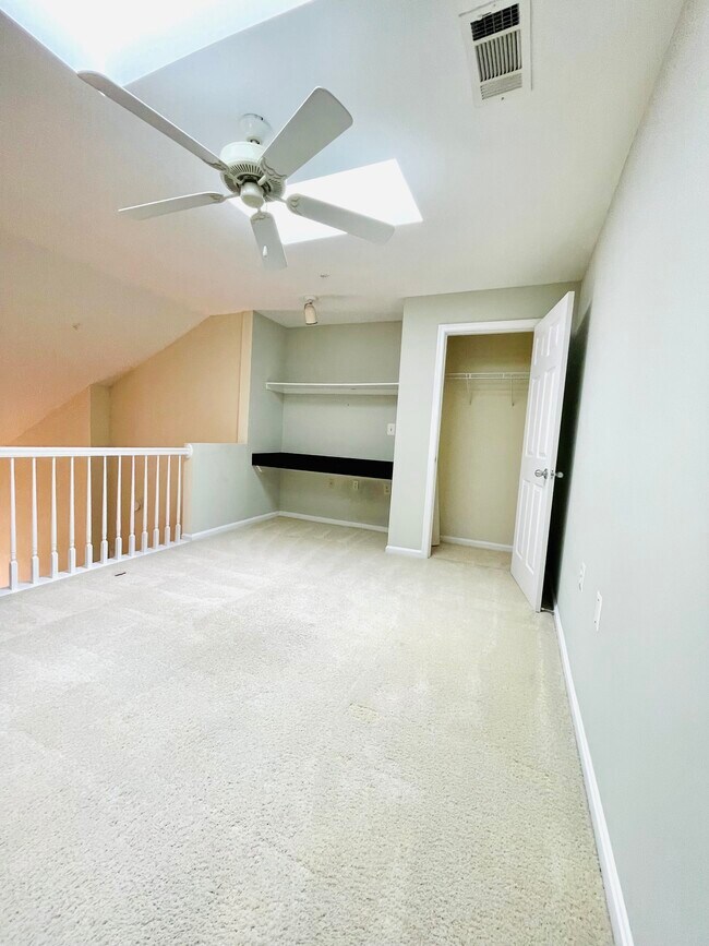 Building Photo - 11327 Aristotle Dr