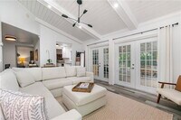 Building Photo - 1320 Lake Shore Dr