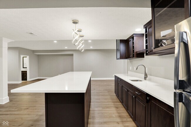 Building Photo - 13720 Akers Dr