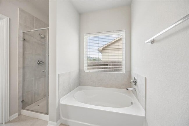 Building Photo - 4907 Fairwater Ct