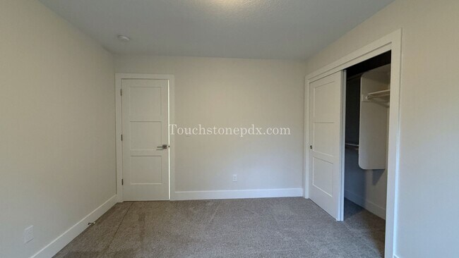 Building Photo - Luxury Meets Nature for this 3 BD | 2.5 BA...