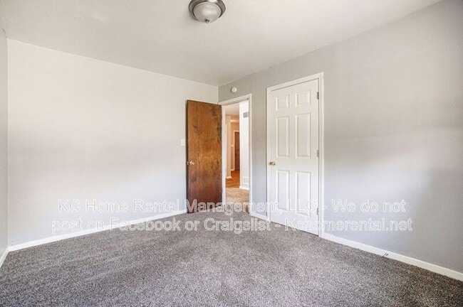 Building Photo - 620 N 13th Terrace