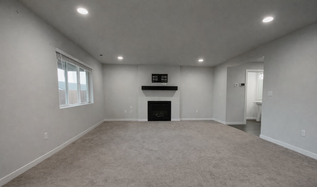 Building Photo - 8549 54th St NE