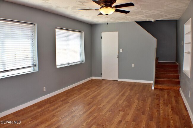 Building Photo - 1214 Stockwell Ln