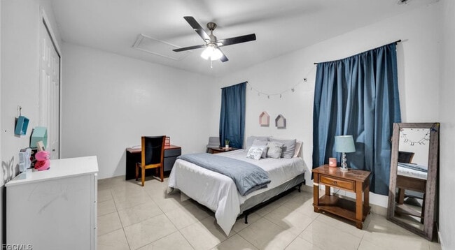 Building Photo - 320 Homer Ave S