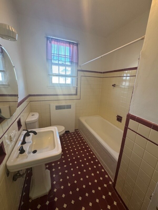 Building Photo - 3508 Grantley Rd