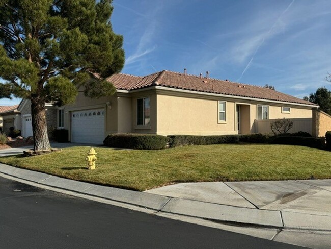 Building Photo - spacious 2 bedroom 2 bath home with office...