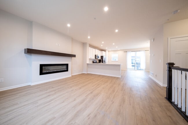 Building Photo - 21831 136th Wy