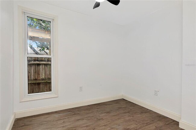 Building Photo - 2714 36th Ave N