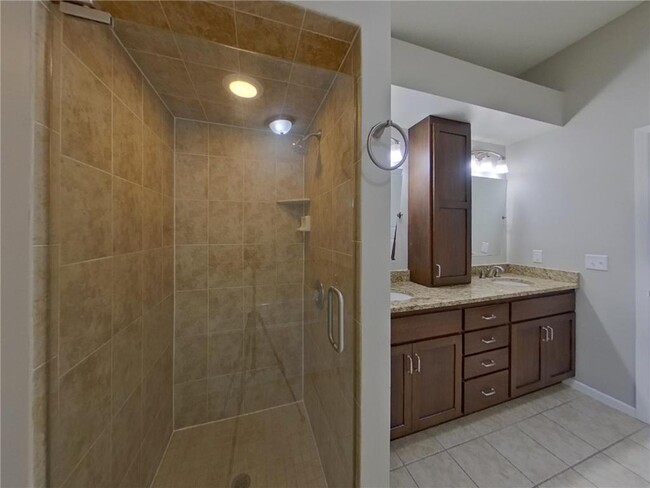 Building Photo - 1444 Willow Creek Ln