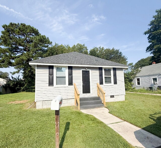 Building Photo - 3129 Kansas Ave