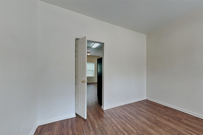 Building Photo - 5211 Sherilynn Dr