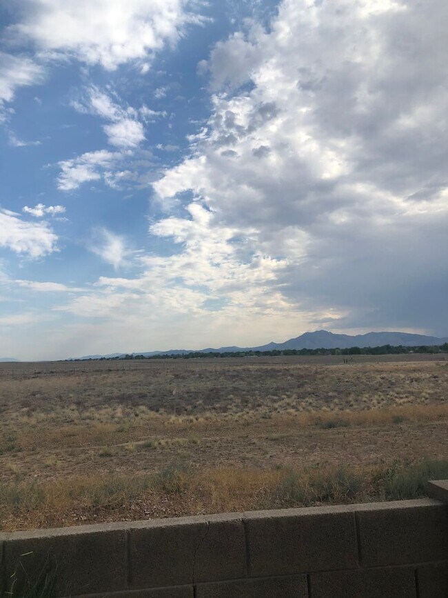 Building Photo - Beautiful 3 Bedroom in Bright Star, Chino Valley