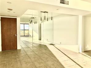 Building Photo - East Island Boulevard, Aventura, FL 33160 - 2 BR 2 BA condo