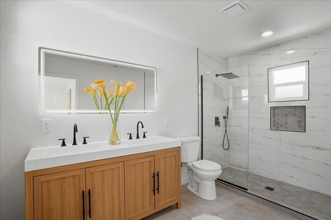 Building Photo - Concord Stunning! fully remodeled 3 bedroom 2 bathroom single family home w/ 2 car garage