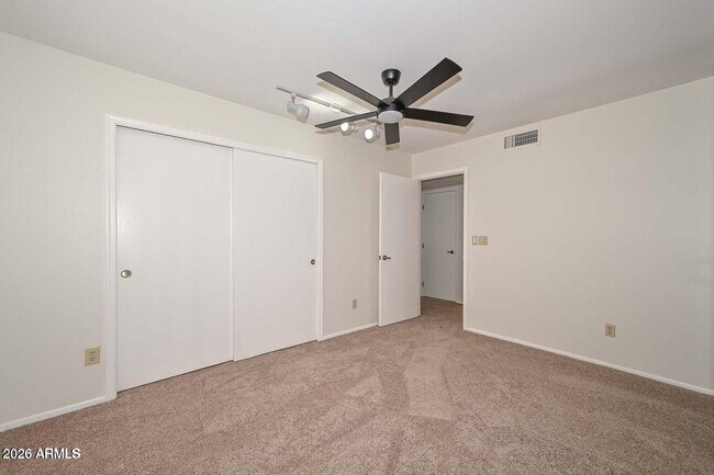 Building Photo - 7629 W Kristal Way