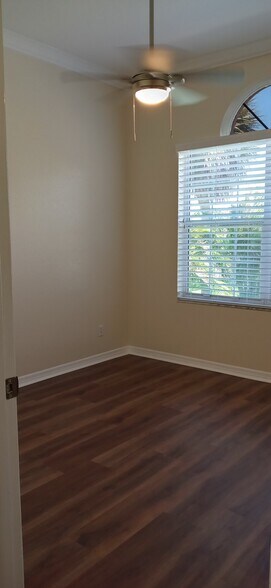 Building Photo - 289 Rotonda Blvd W