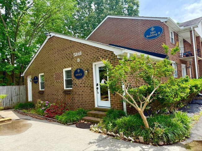 Building Photo - Meridian Apartments