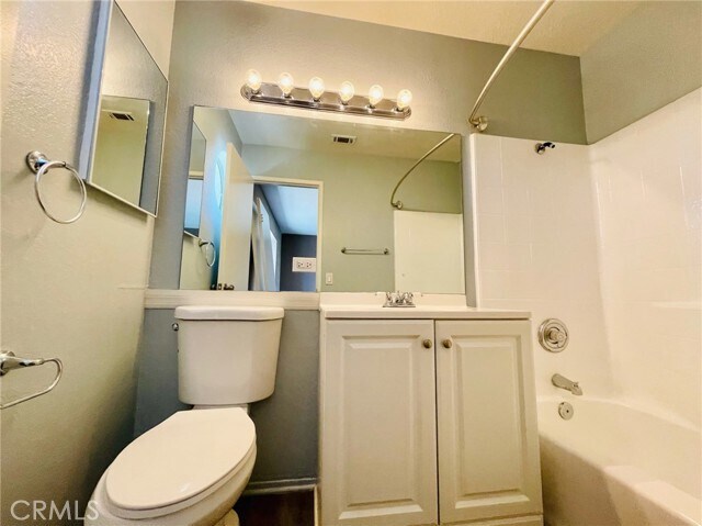 Building Photo - 79400 Ave 42