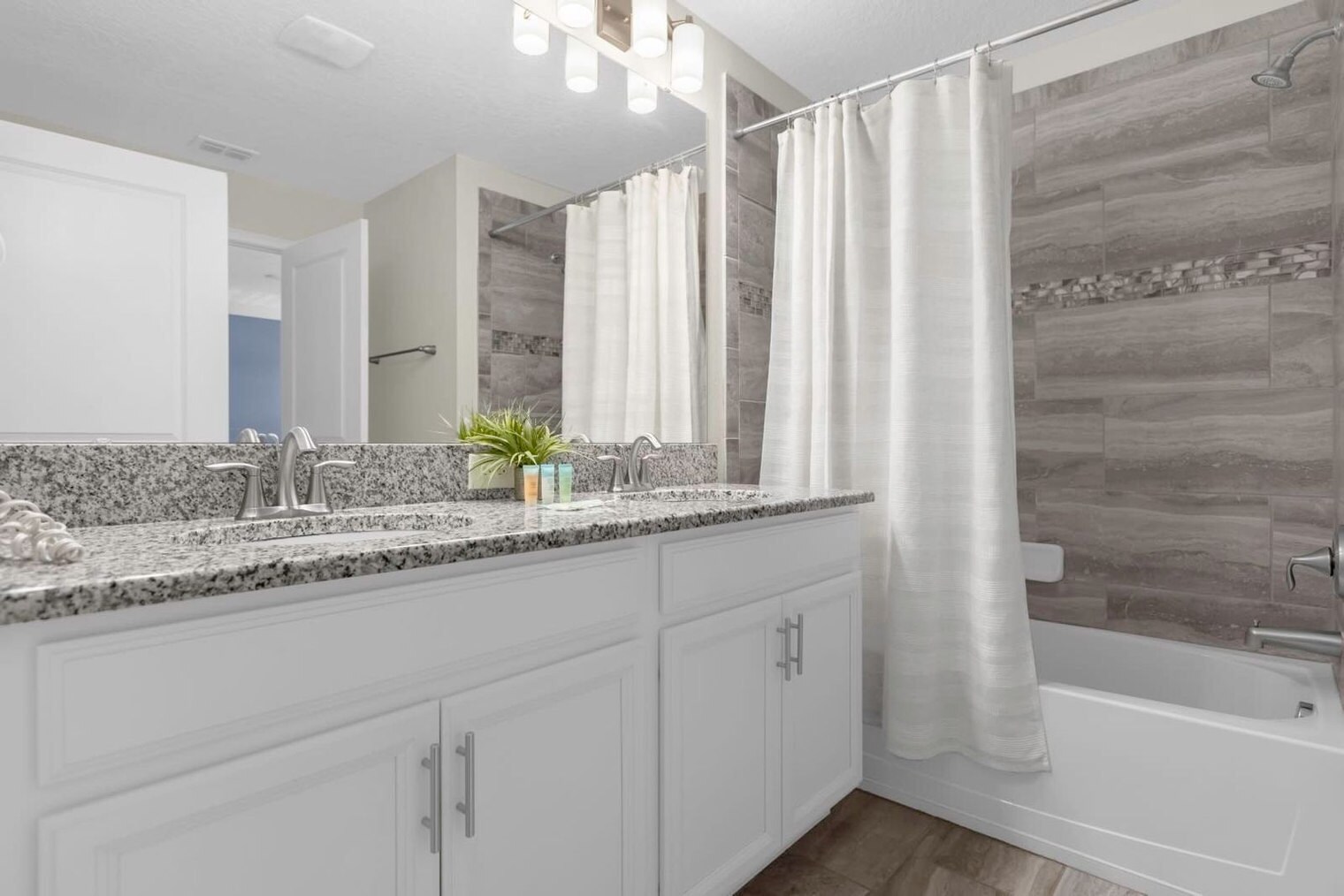 Building Photo - 9079 Dogleg Dr