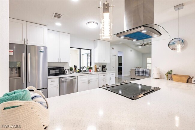 Building Photo - 176 N Waterway Dr NW