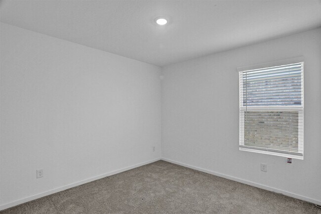 Building Photo - 2028 Sulky Ln