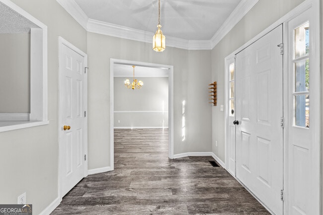 Building Photo - 255 Woodstream Dr