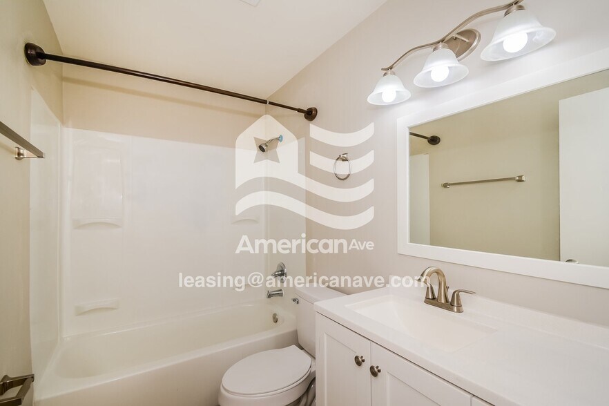 Building Photo - 47 S Coventry Dr