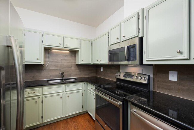 Building Photo - 4505 Red River St