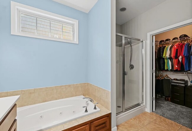 Building Photo - 1632 Cobblefield Rd