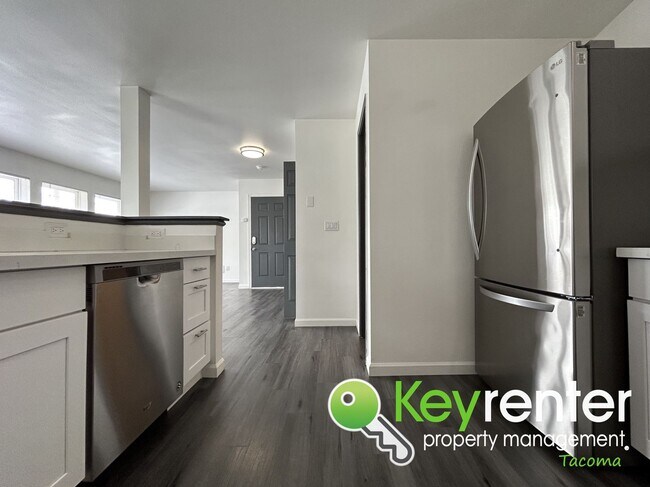 Building Photo - Exceptional 2 Bed 2 Bath Downtown Condo