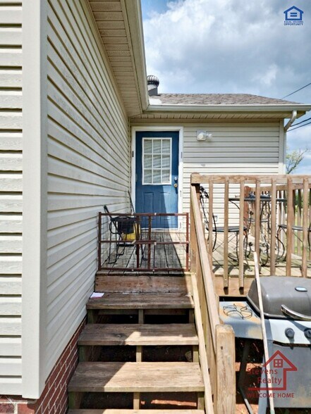 Building Photo - 185 Woodlee Ct