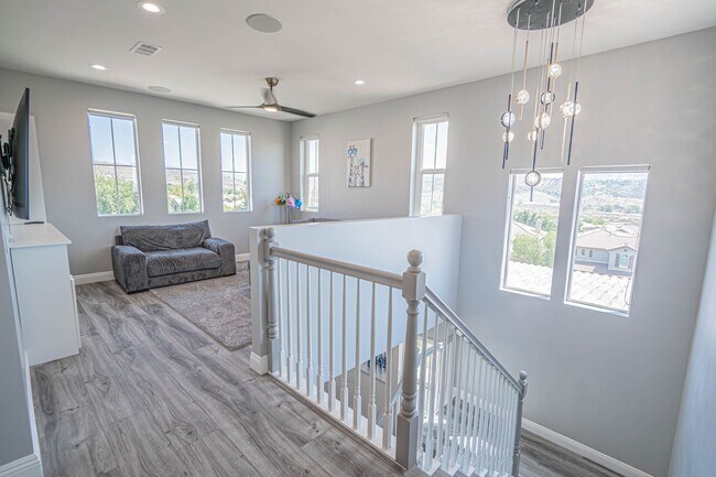 Building Photo - Spectacular 5-Bedroom Home with Pool, RV P...