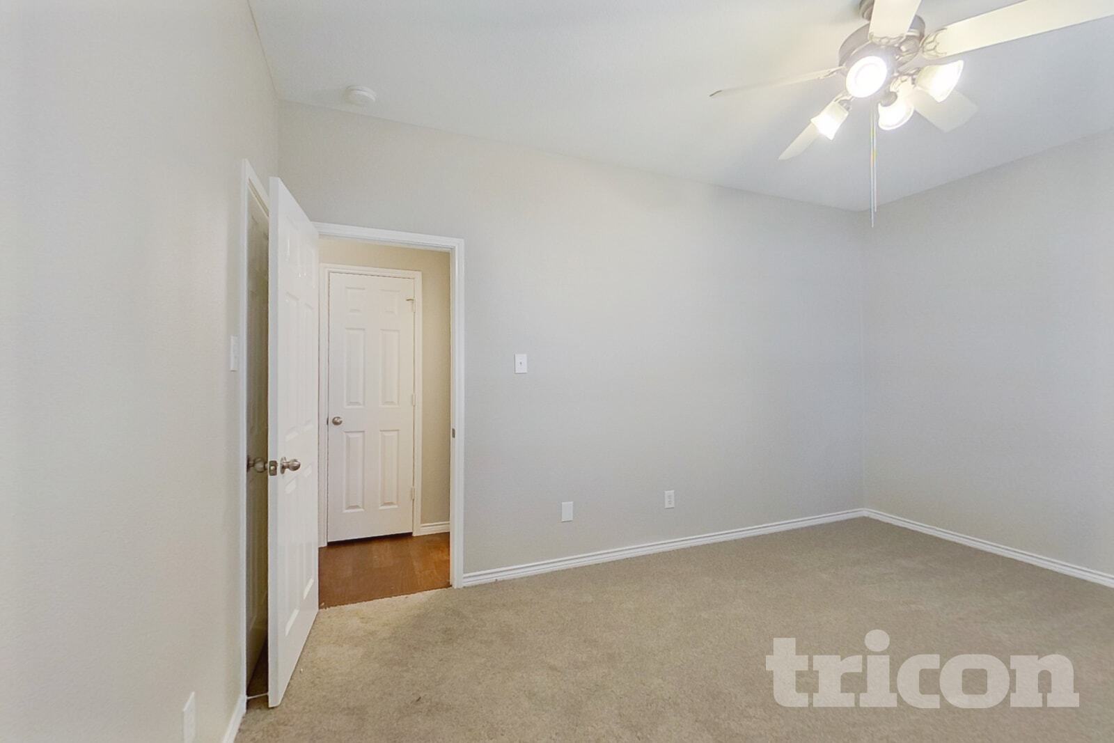 Building Photo - 1435 Red Wolf Dr