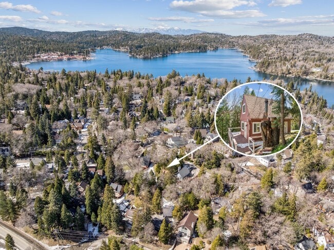 Building Photo - 28880 Cedar Dr