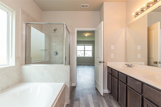 Building Photo - 24630 Bastiani Canvas Ln