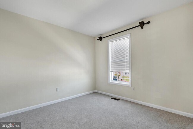 Building Photo - 3357 Sonia Trail